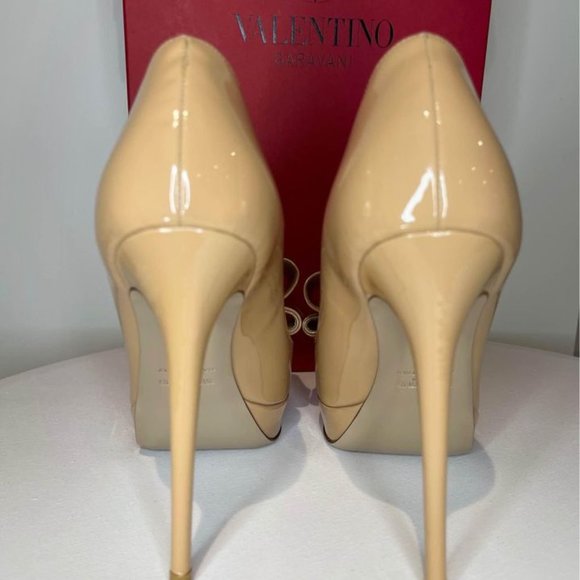 VALENTINO GARAVANI Patent Open Toe Bow Pumps - Picture 4 of 7